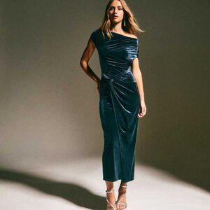 New Look Off the Shoulder Velvet Dress in Deep Blue